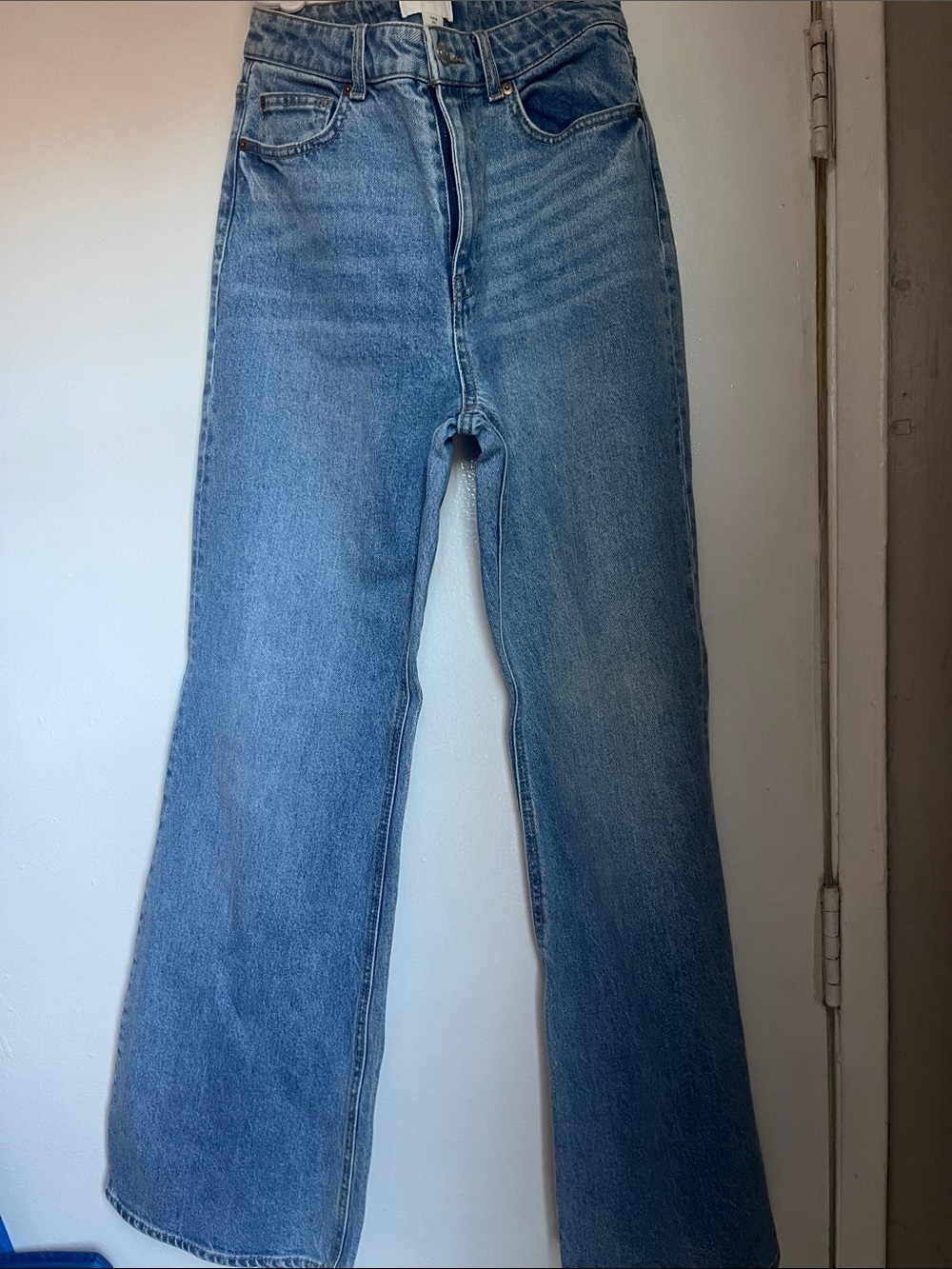 H&M High-Rise Straight Leg Jeans in Light Blue Denim